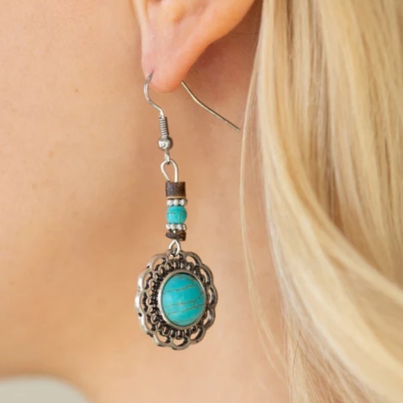 Earring Bundle of Three Pairs of Quality Costume Silver See Photos & Description - Picture 1 of 7